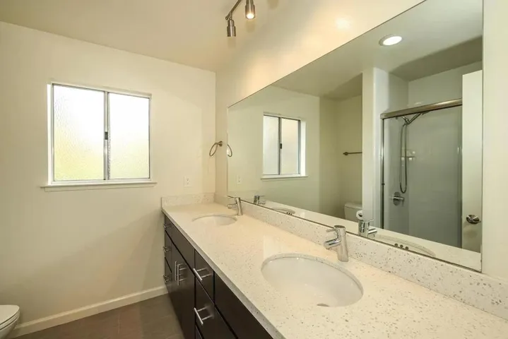 3820 Park Boulevard, Palo Alto, California 94306