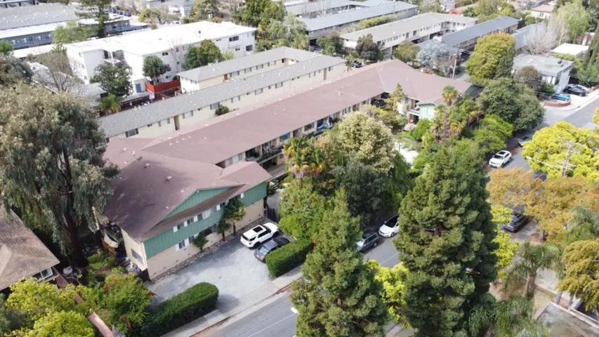 3820 Park Boulevard, Palo Alto, California 94306