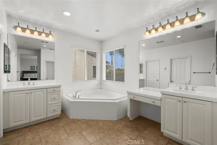 3647 Dry Creek Lane, Oxnard, California 93036