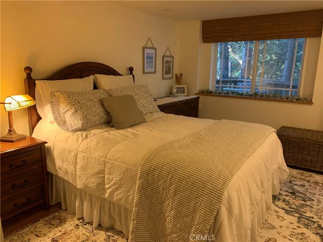 24771 San Moritz Drive, Crestline, California 92325