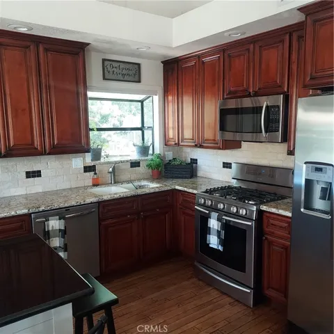 24771 San Moritz Drive, Crestline, California 92325