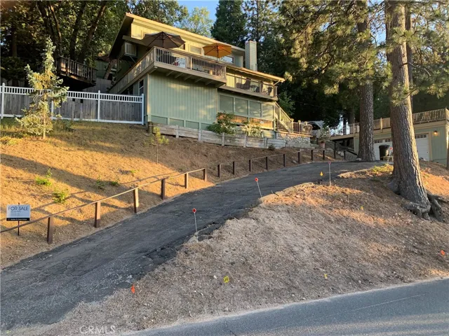 24771 San Moritz Drive, Crestline, California 92325