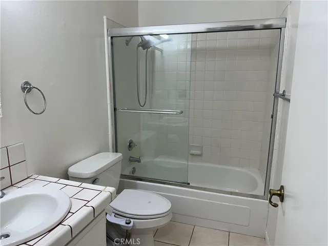 Full Bath and shower
