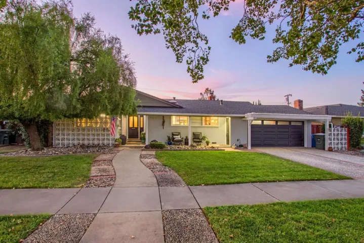 727 W 6th, Gilroy, California 95020