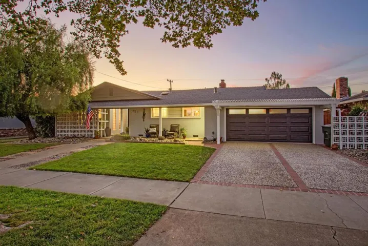 727 W 6th, Gilroy, California 95020