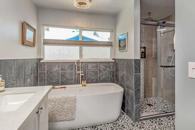 727 W 6th, Gilroy, California 95020