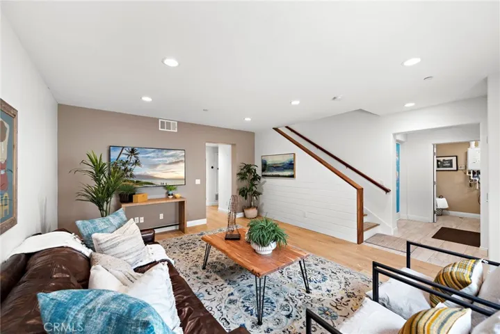 117 Avenida Del Reposo F, San Clemente, California 92672