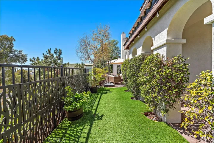 61 Bedstraw Loop, Ladera Ranch, California 92694