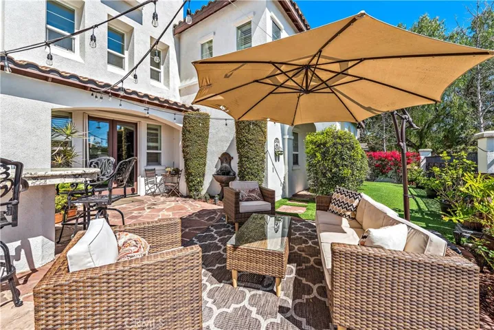 61 Bedstraw Loop, Ladera Ranch, California 92694
