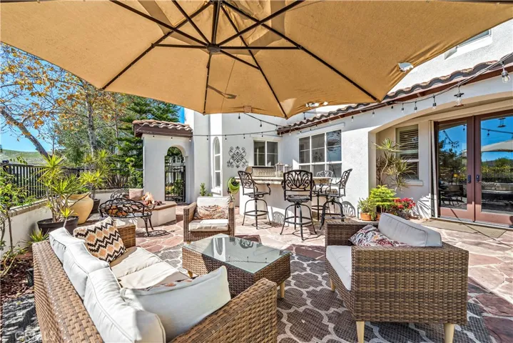 61 Bedstraw Loop, Ladera Ranch, California 92694