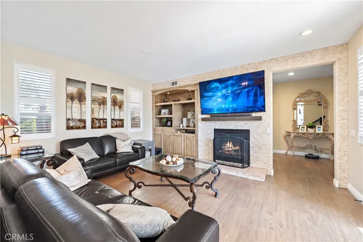 61 Bedstraw Loop, Ladera Ranch, California 92694