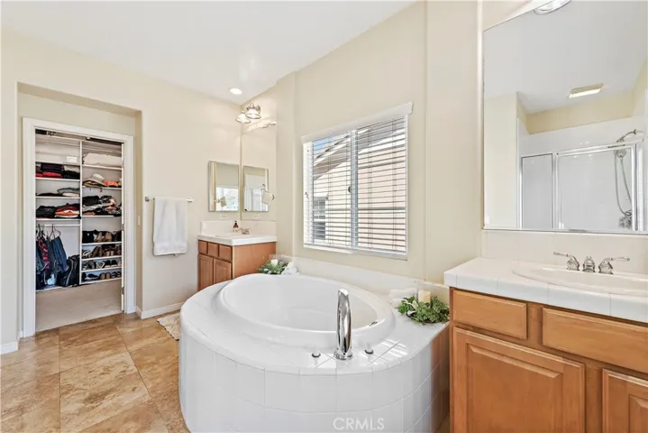 61 Bedstraw Loop, Ladera Ranch, California 92694