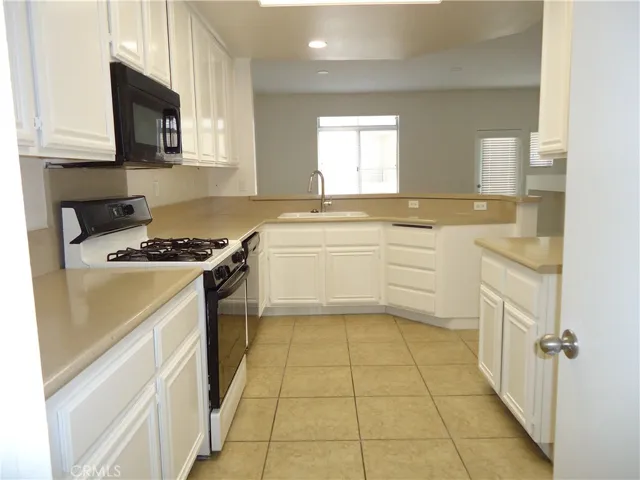 1022 N Turner Avenue 140, Ontario, California 91764