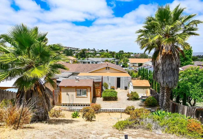 5135 Loma Verde, Oceanside, California 92056