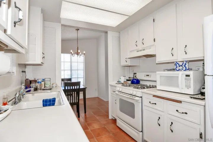 5135 Loma Verde, Oceanside, California 92056