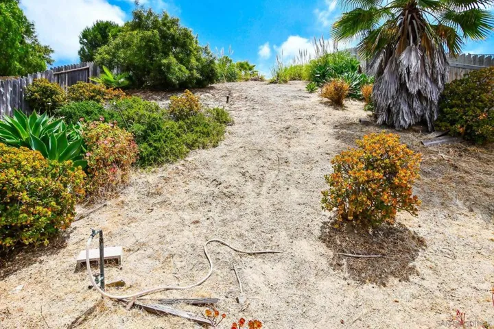 5135 Loma Verde, Oceanside, California 92056
