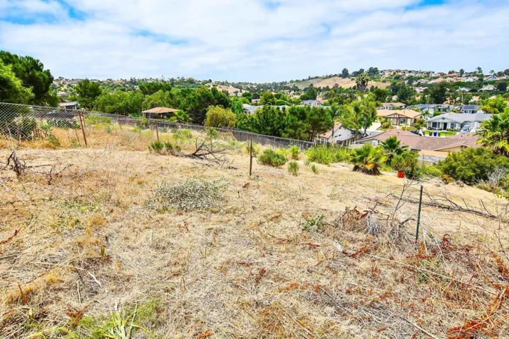 5135 Loma Verde, Oceanside, California 92056