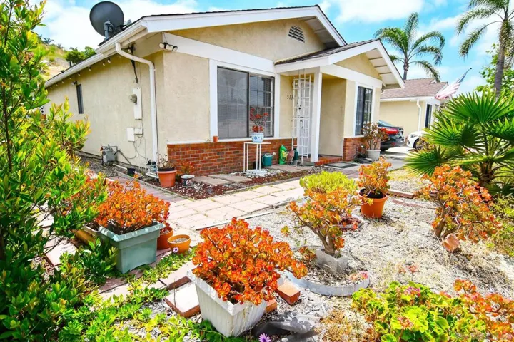 5135 Loma Verde, Oceanside, California 92056