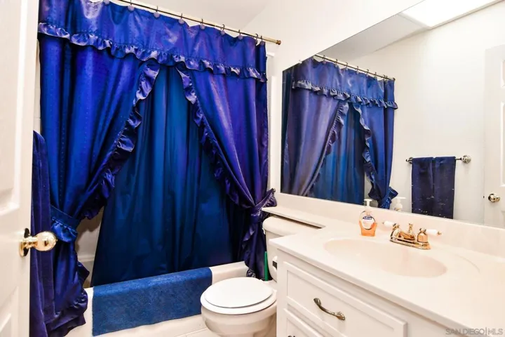 5135 Loma Verde, Oceanside, California 92056