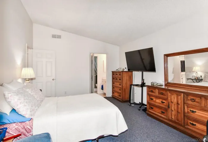 5135 Loma Verde, Oceanside, California 92056