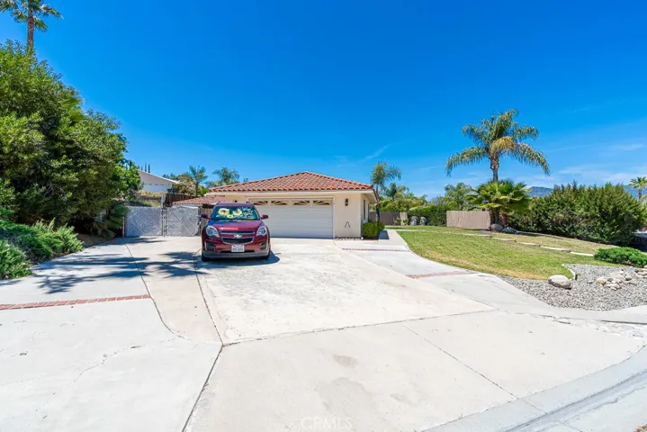 26565 Valle Heights Road, Hemet, California 92544
