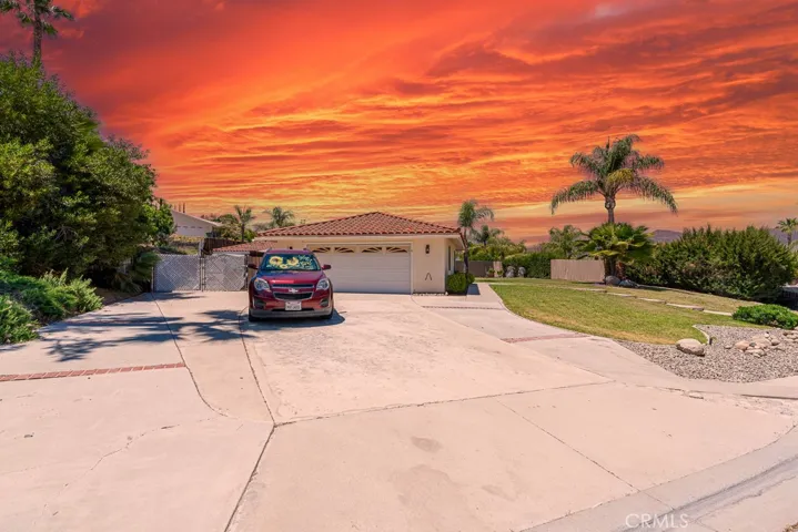 26565 Valle Heights Road, Hemet, California 92544