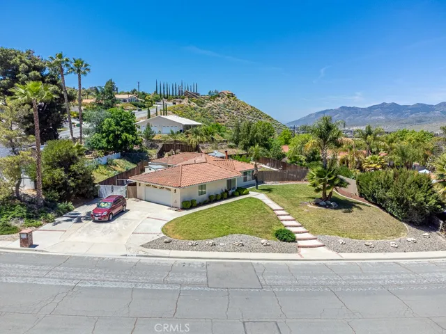 26565 Valle Heights Road, Hemet, California 92544