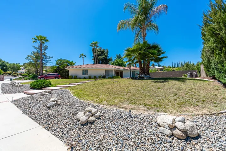 26565 Valle Heights Road, Hemet, California 92544