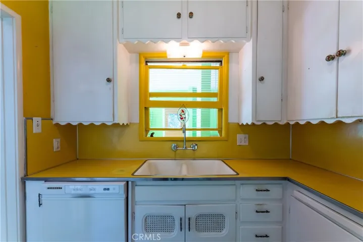 4625 Ruth Ave, Long Beach, California 90805