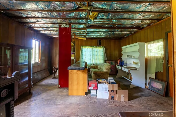 potential bedroom or bonus room