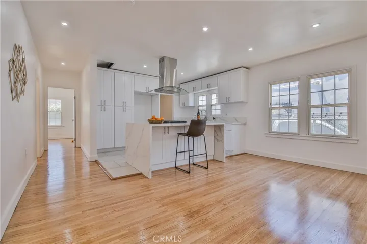1720 W 60th Place, Los Angeles, California 90047