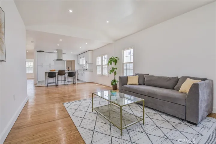 1720 W 60th Place, Los Angeles, California 90047