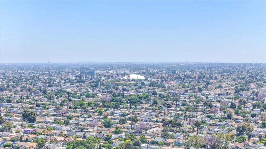 1720 W 60th Place, Los Angeles, California 90047