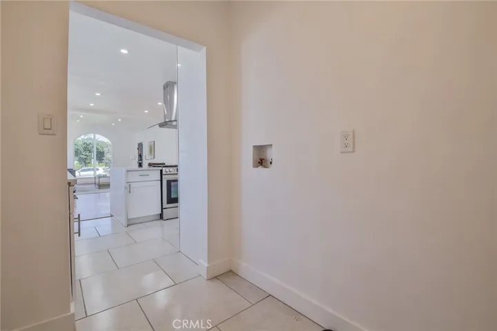 1720 W 60th Place, Los Angeles, California 90047