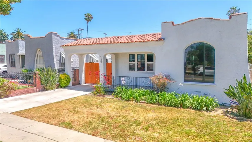 1720 W 60th Place, Los Angeles, California 90047