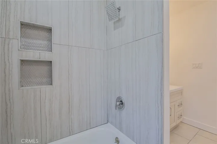1720 W 60th Place, Los Angeles, California 90047