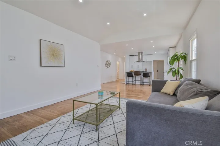 1720 W 60th Place, Los Angeles, California 90047