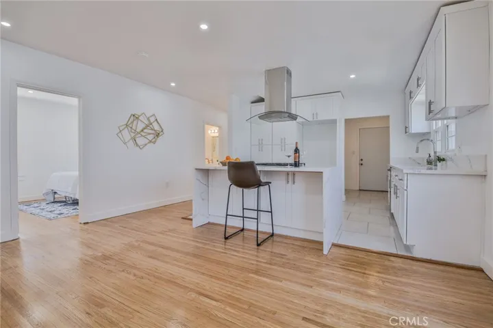 1720 W 60th Place, Los Angeles, California 90047
