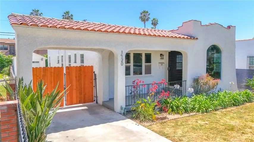 1720 W 60th Place, Los Angeles, California 90047
