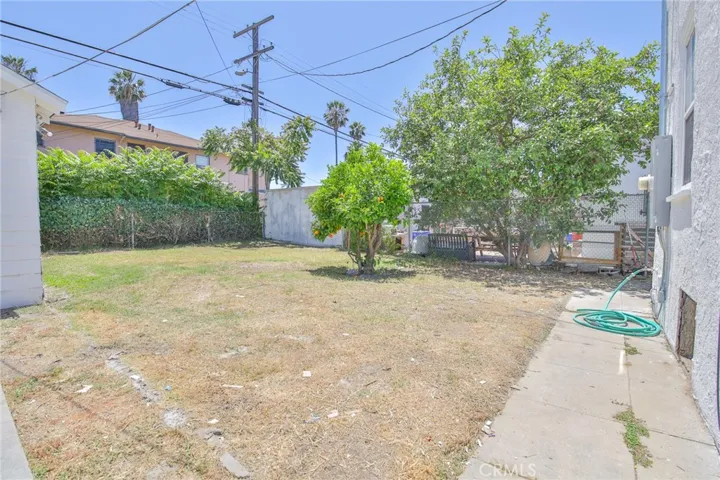 1720 W 60th Place, Los Angeles, California 90047