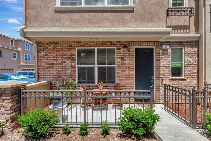 38 Aliso Ridge Loop, Mission Viejo, California 92691