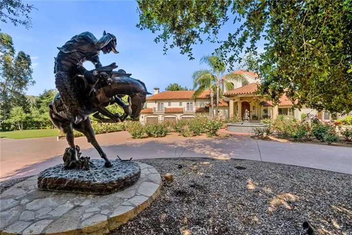 38280 Via Majorca, Murrieta, California 92562