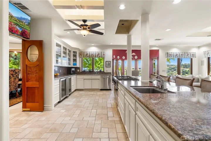 38280 Via Majorca, Murrieta, California 92562