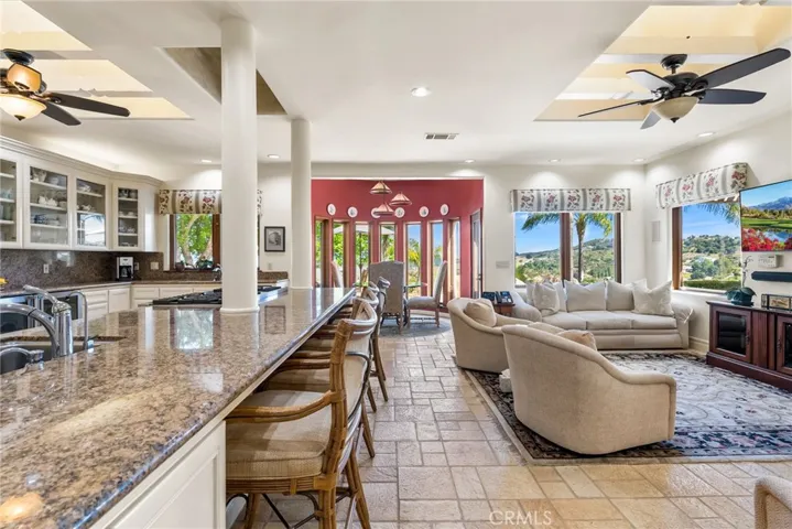 38280 Via Majorca, Murrieta, California 92562