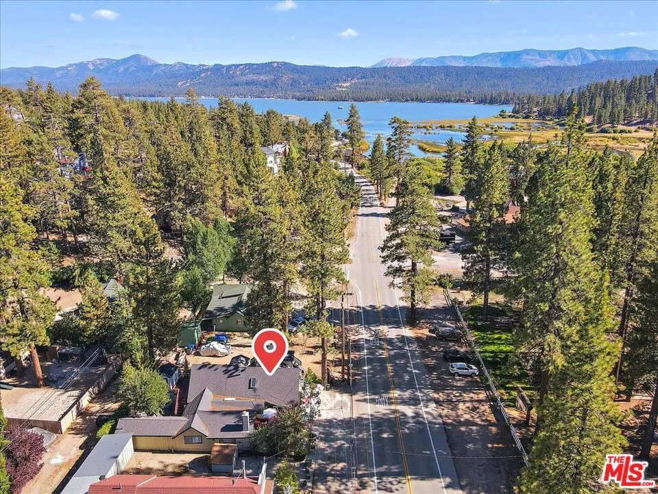 39226 N Shore Drive, Fawnskin, California 92333 home-pic-1