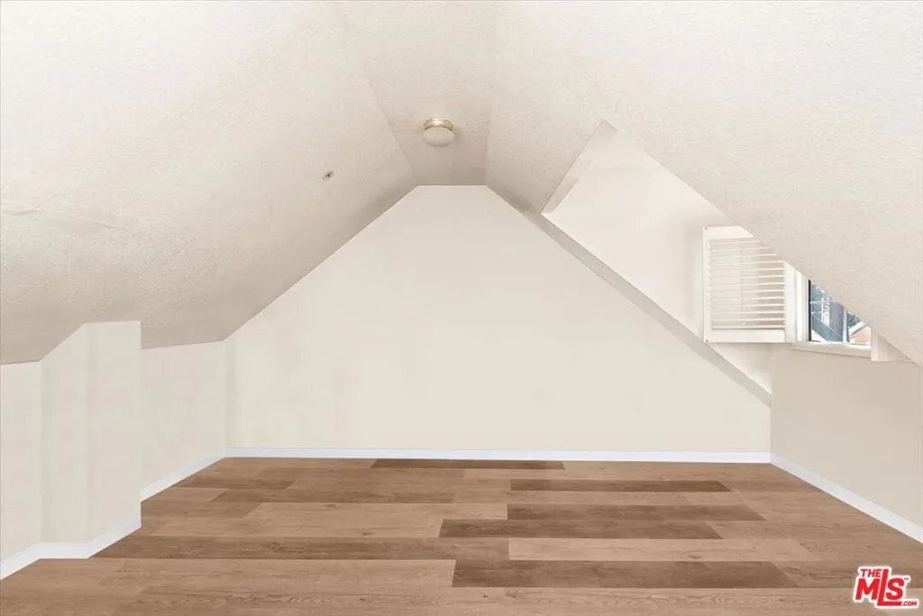 39226 N Shore Drive, Fawnskin, California 92333 home-pic-16