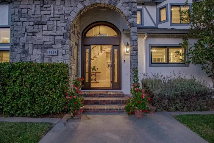 12906 Chiquita Court, Saratoga, California 95070