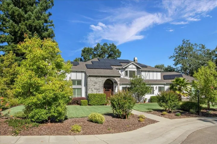 12906 Chiquita Court, Saratoga, California 95070