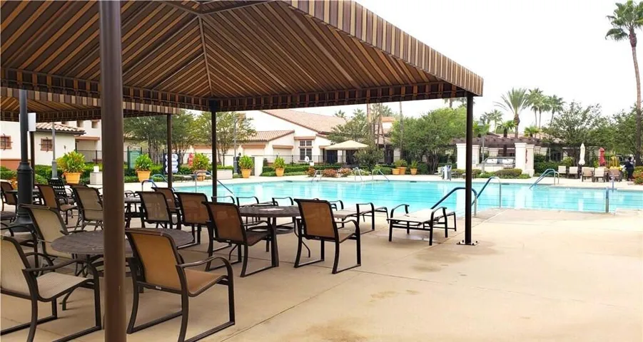 pool 2