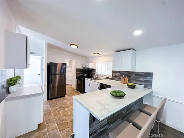2545 E Avenue I 103, Lancaster, California 93535